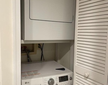 7906 Bayshore Drive - Photo Thumbnail 8
