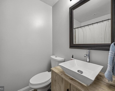 7110 Marbury Court - Photo Thumbnail 20