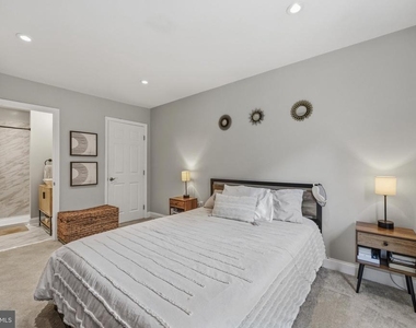 7110 Marbury Court - Photo Thumbnail 24