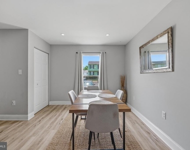 7110 Marbury Court - Photo Thumbnail 7