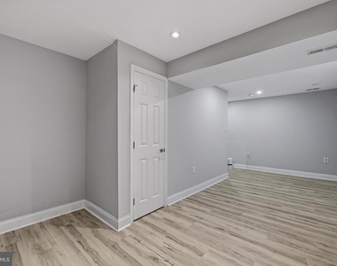 7110 Marbury Court - Photo Thumbnail 29