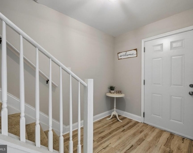 7110 Marbury Court - Photo Thumbnail 3