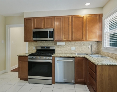 1001 E 39th St - Photo Thumbnail 7