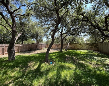3830 Castle Rock Cv - Photo Thumbnail 30