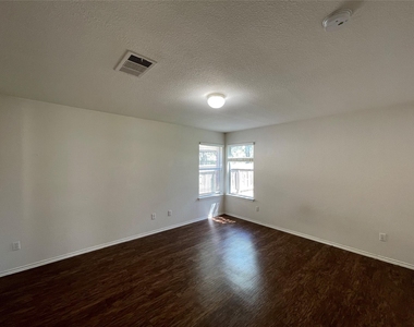 3830 Castle Rock Cv - Photo Thumbnail 12