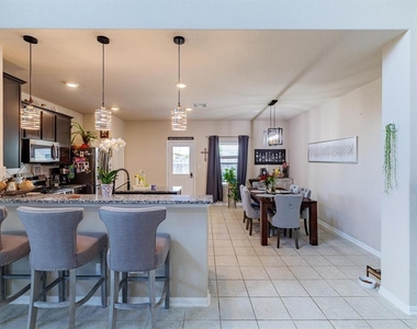 17020 Lathrop Ave - Photo Thumbnail 6