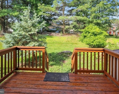 11127 Captains Walk Court - Photo Thumbnail 5