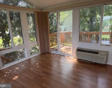 13100 Cabinwood Dr - Photo Thumbnail 6