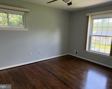 13100 Cabinwood Dr - Photo Thumbnail 15