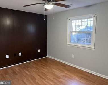 13100 Cabinwood Dr - Photo Thumbnail 22