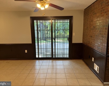 13100 Cabinwood Dr - Photo Thumbnail 19