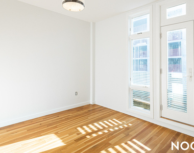 474 Grand Ave - Photo Thumbnail 11