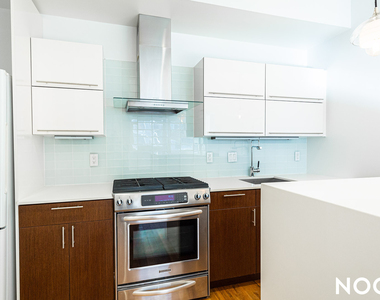 474 Grand Ave - Photo Thumbnail 14