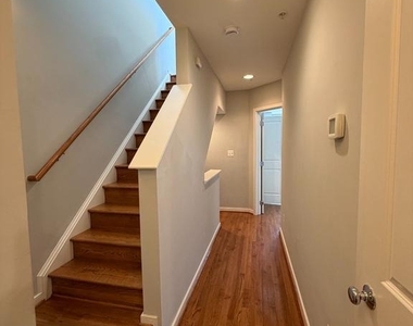 2352 Cobble Hill Terrace - Photo Thumbnail 24