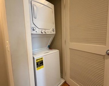 2352 Cobble Hill Terrace - Photo Thumbnail 23