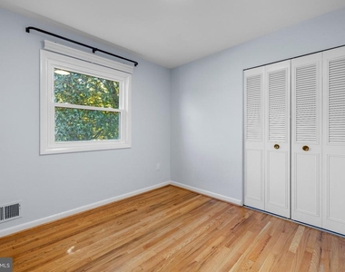 2409 Hayden Drive - Photo Thumbnail 10