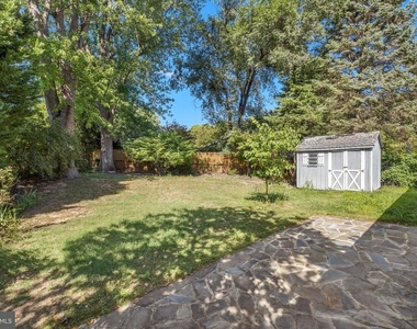 2409 Hayden Drive - Photo Thumbnail 19