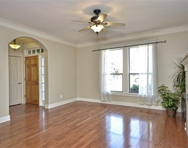 3701 Robinson Ave - Photo Thumbnail 2