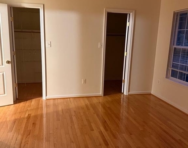 10340 Procera Drive - Photo Thumbnail 15