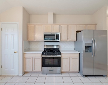 3705 Crownover St - Photo Thumbnail 6