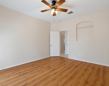 3705 Crownover St - Photo Thumbnail 13