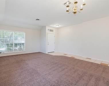 3705 Crownover St - Photo Thumbnail 4