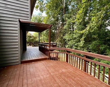 10901 Broad Green Terrace - Photo Thumbnail 50