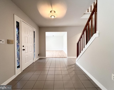 10901 Broad Green Terrace - Photo Thumbnail 2