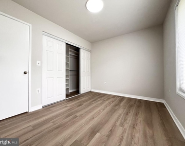 10901 Broad Green Terrace - Photo Thumbnail 28