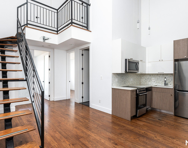 1784 Broadway - Photo Thumbnail 3
