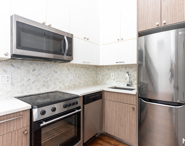 1784 Broadway - Photo Thumbnail 8
