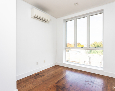 1784 Broadway - Photo Thumbnail 18