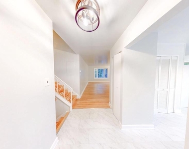 1216 Downs Drive - Photo Thumbnail 7