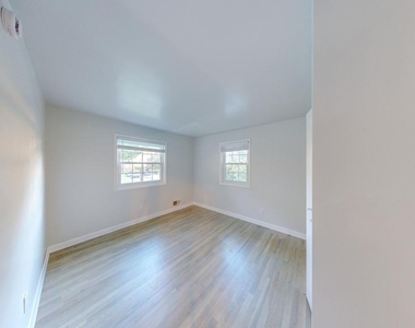 1216 Downs Drive - Photo Thumbnail 15
