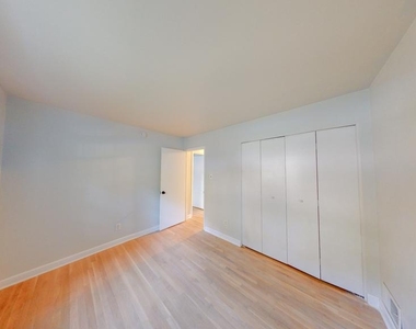 1216 Downs Drive - Photo Thumbnail 18
