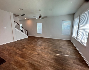 3000 Chisholm Trail Rd - Photo Thumbnail 6