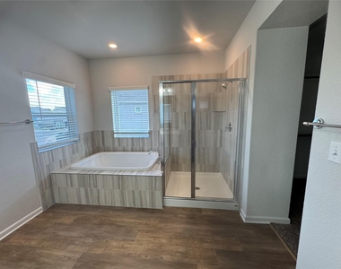 3000 Chisholm Trail Rd - Photo Thumbnail 15