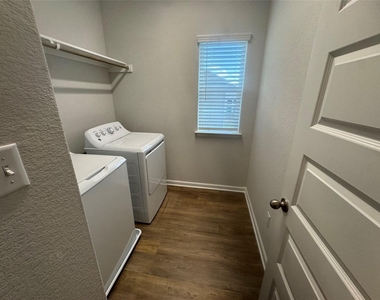 3000 Chisholm Trail Rd - Photo Thumbnail 25