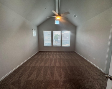 3000 Chisholm Trail Rd - Photo Thumbnail 11
