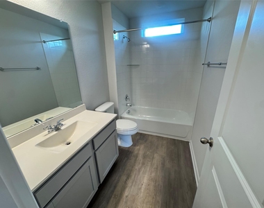 3000 Chisholm Trail Rd - Photo Thumbnail 24