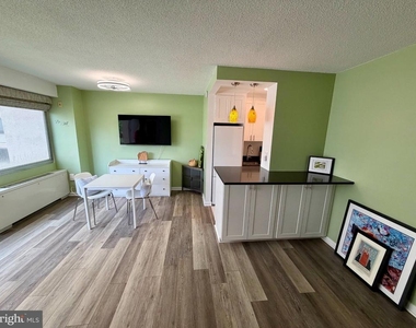 5500 Friendship Boulevard - Photo Thumbnail 7