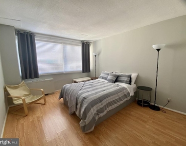 4515 Willard Avenue - Photo Thumbnail 19