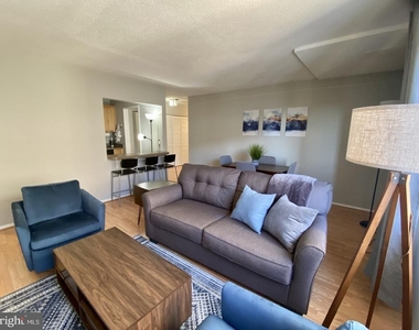 4515 Willard Avenue - Photo Thumbnail 14