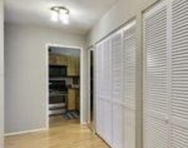 4515 Willard Avenue - Photo Thumbnail 8