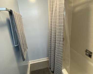 4515 Willard Avenue - Photo Thumbnail 16