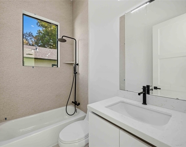 513 Archer St - Photo Thumbnail 10