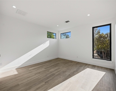 513 Archer St - Photo Thumbnail 16