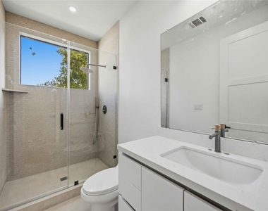 513 Archer St - Photo Thumbnail 18
