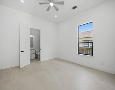 513 Archer St - Photo Thumbnail 11