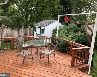 701 Robert Road - Photo Thumbnail 16